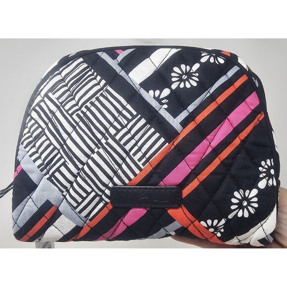 Vera Bradley Medium Zip Cosmetic Case Northern Stripes Multicolor  7"x6" NWT - Picture 2 of 16